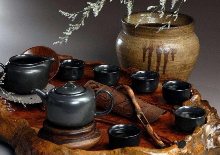 Tea-Drinking Customs and Teawares in Liao Dynasty