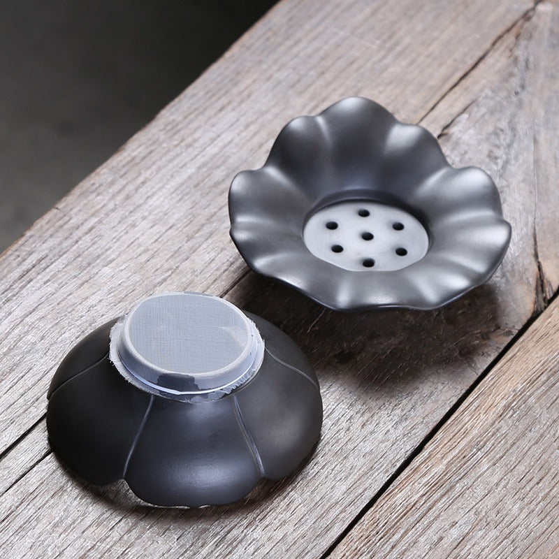 Black Clay Lotus Tea Strainer