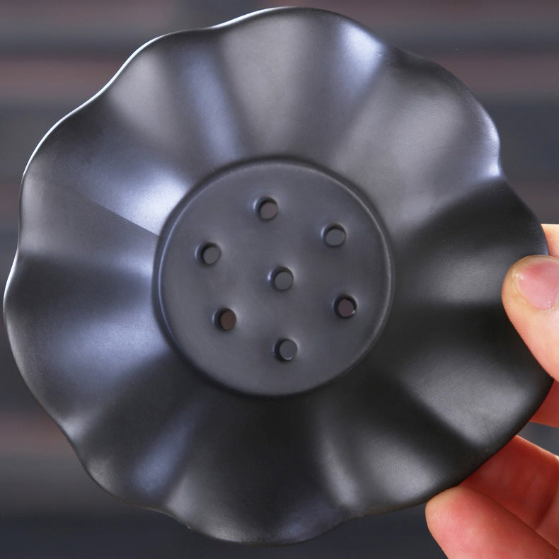 Black Clay Lotus Tea Strainer