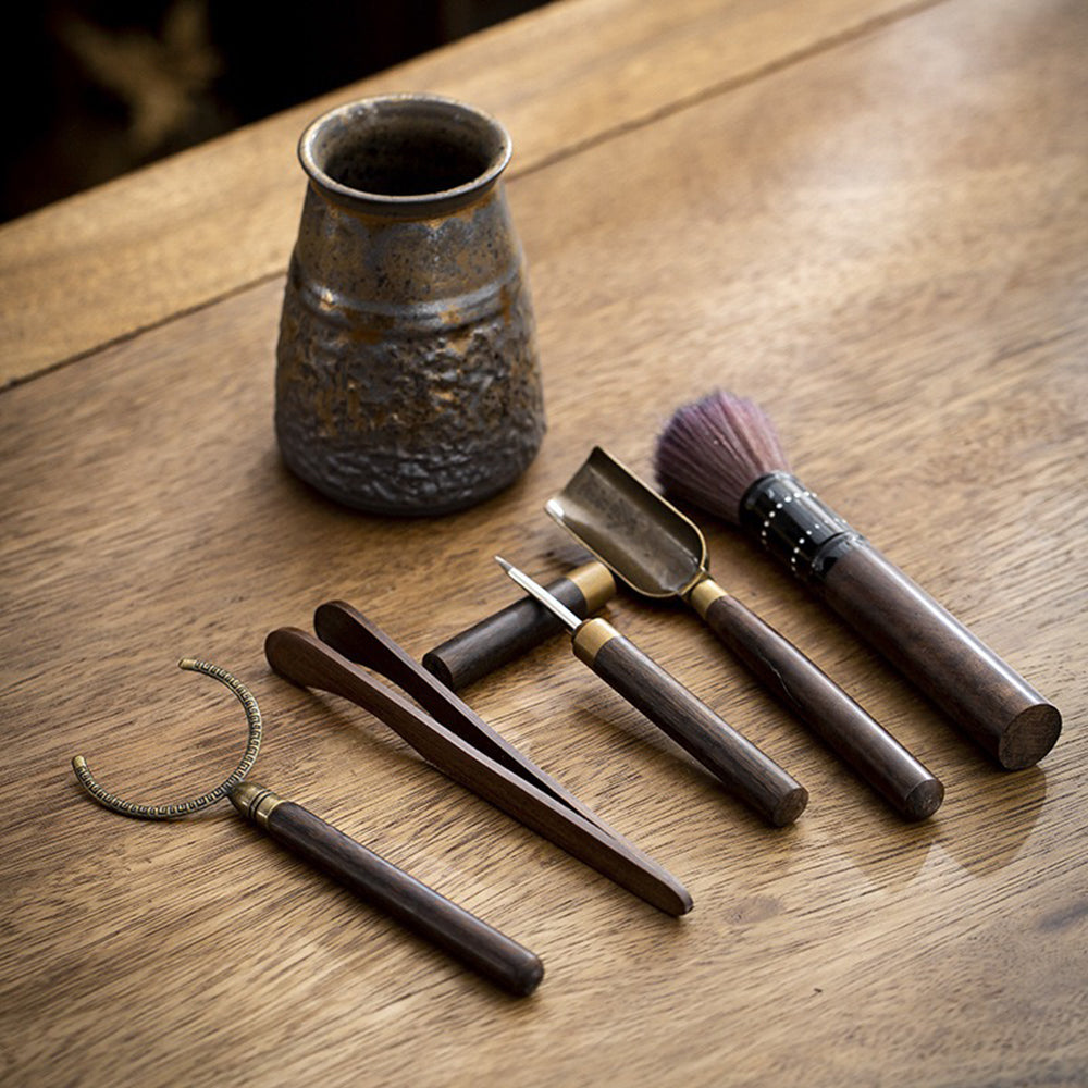 Ebony Tea Utensils Set With Ceramic Holder