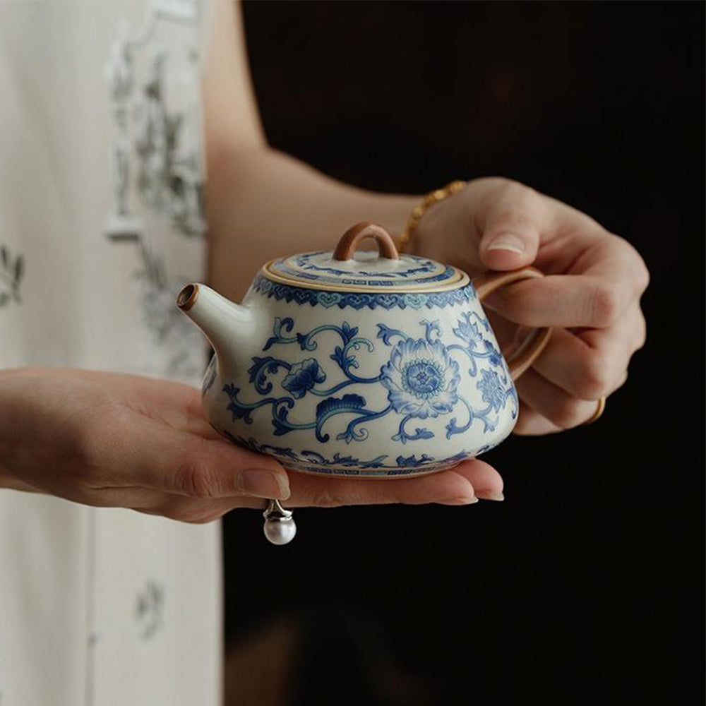 Chinese Blue And White Ruyao Shi Piao Teapot