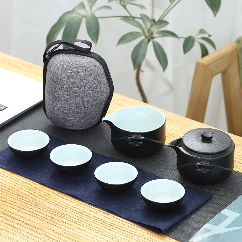Travel Tea Set With Wings Handle