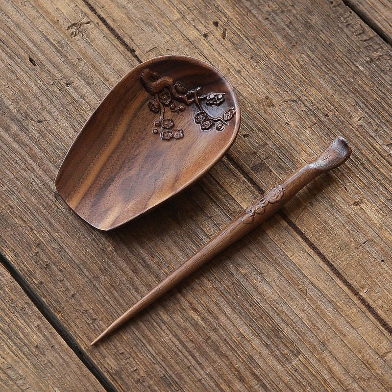 Walnut Wood Cha He With Tea Needle
