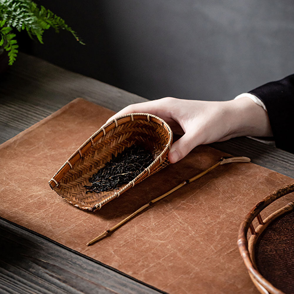 Bamboo Weaving Dustpan Tea Holder With Spoon