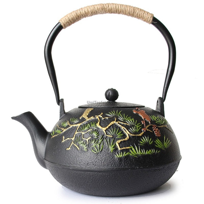 Guest-Greeting Pine Cast Iron Teapot