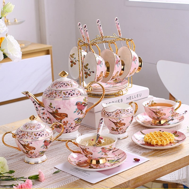 Set di Tazze da Tè in Ceramica Vintage con Cucchiaino e Piattino, Tazza da Caffè in Fine Porcellana Bone China Rosa Set di Tazze da Tè in Ceramica Vintage con Cucchiaino e Piattino, Tazza da Caffè in Fine Porcellana Bone China Rosa
