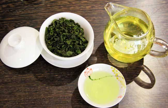 Lingering Taste of Famous Teas - Oolong Tea