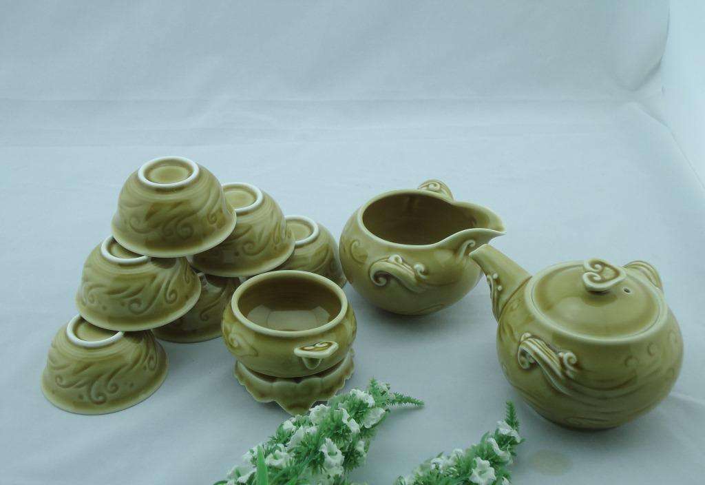 Tea-drinking Mode and Vessels in Late-Tang Dynasty and Five Dynasties