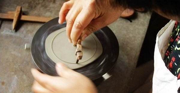 The Slurry Materials And Moulding Methods of Famous Purple Clay Teapots