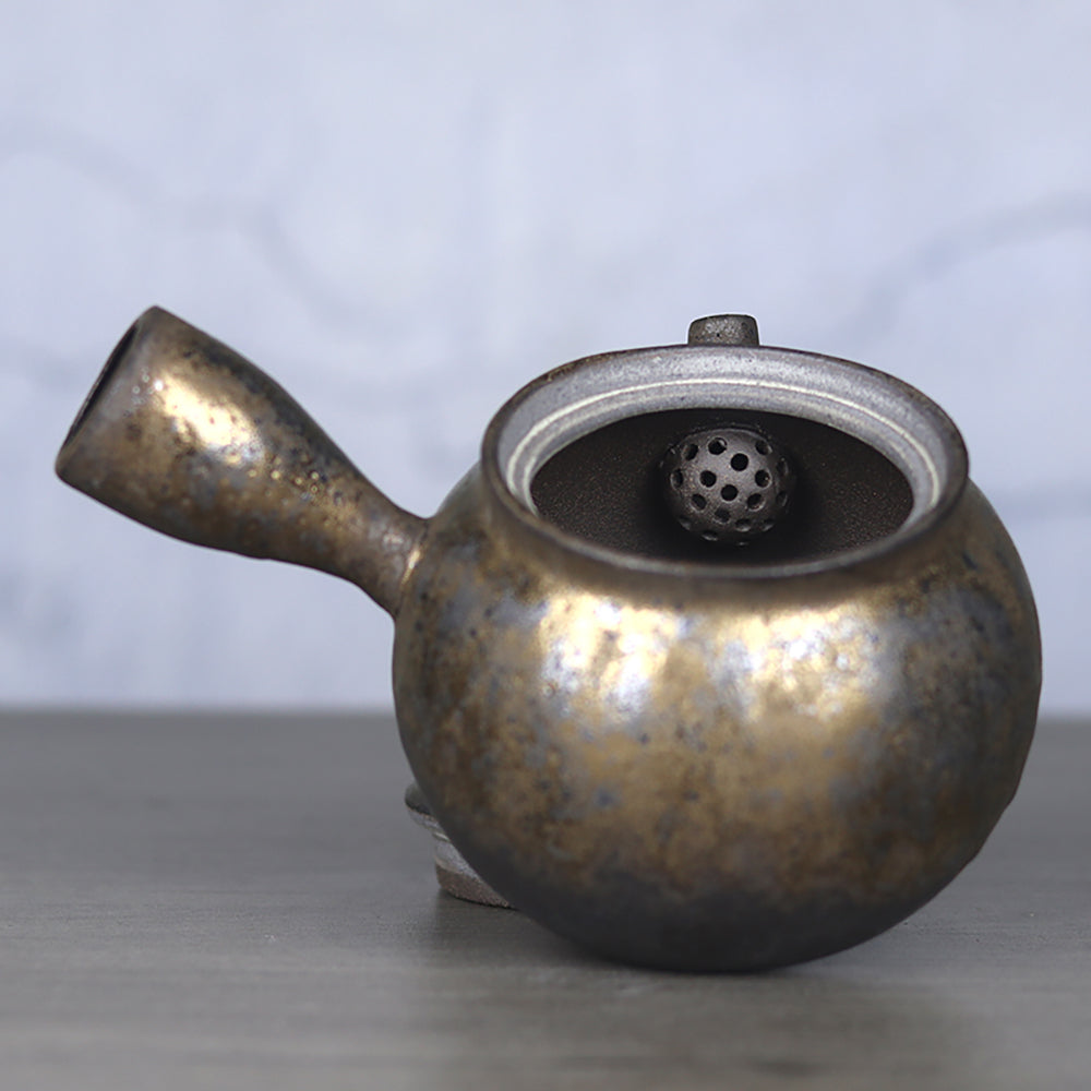Japanese Pottery Gilded Iron Glaze Teapot