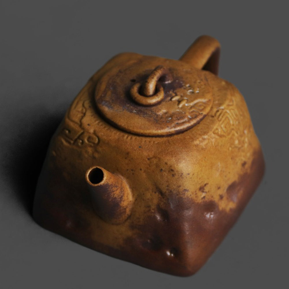 Chinese Sanxingdui Totem Square Teapot – Umi Tea Sets