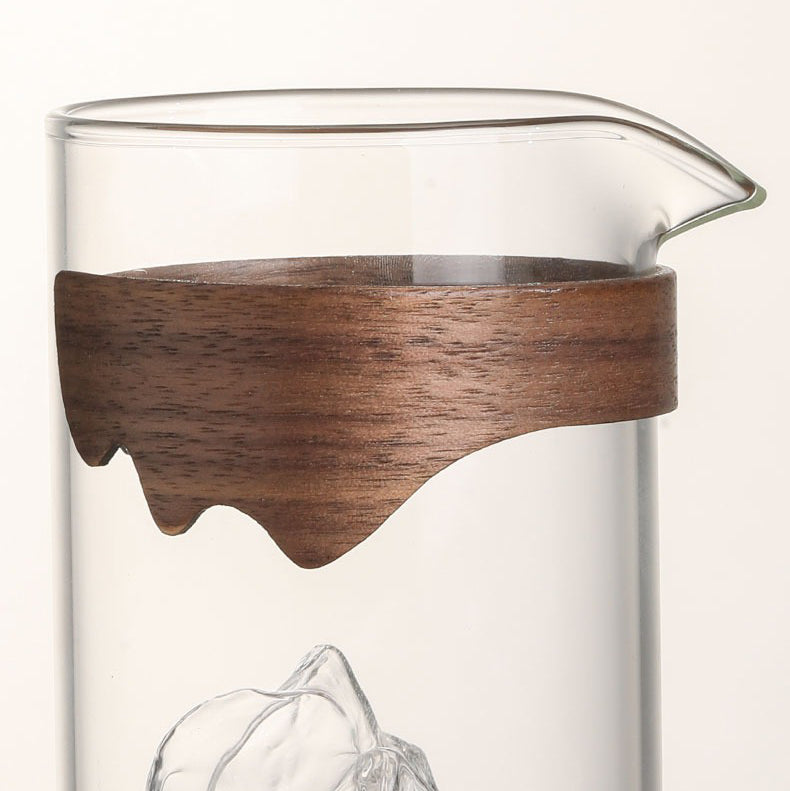 Mountain Glass Fair Cup With Bamboo Handle