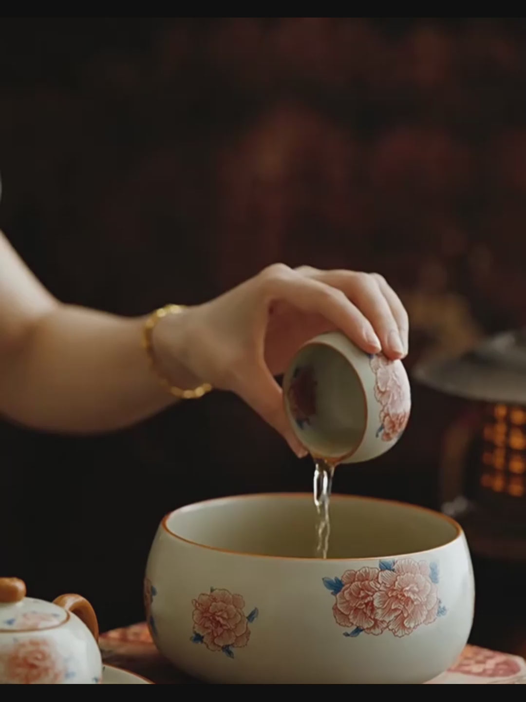 Hibiscus Flower Ruyao Porcelain Tea Washer