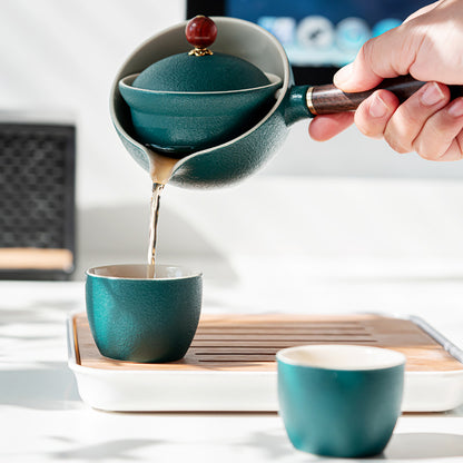 Green Automatic Filtering Travel Tea Set