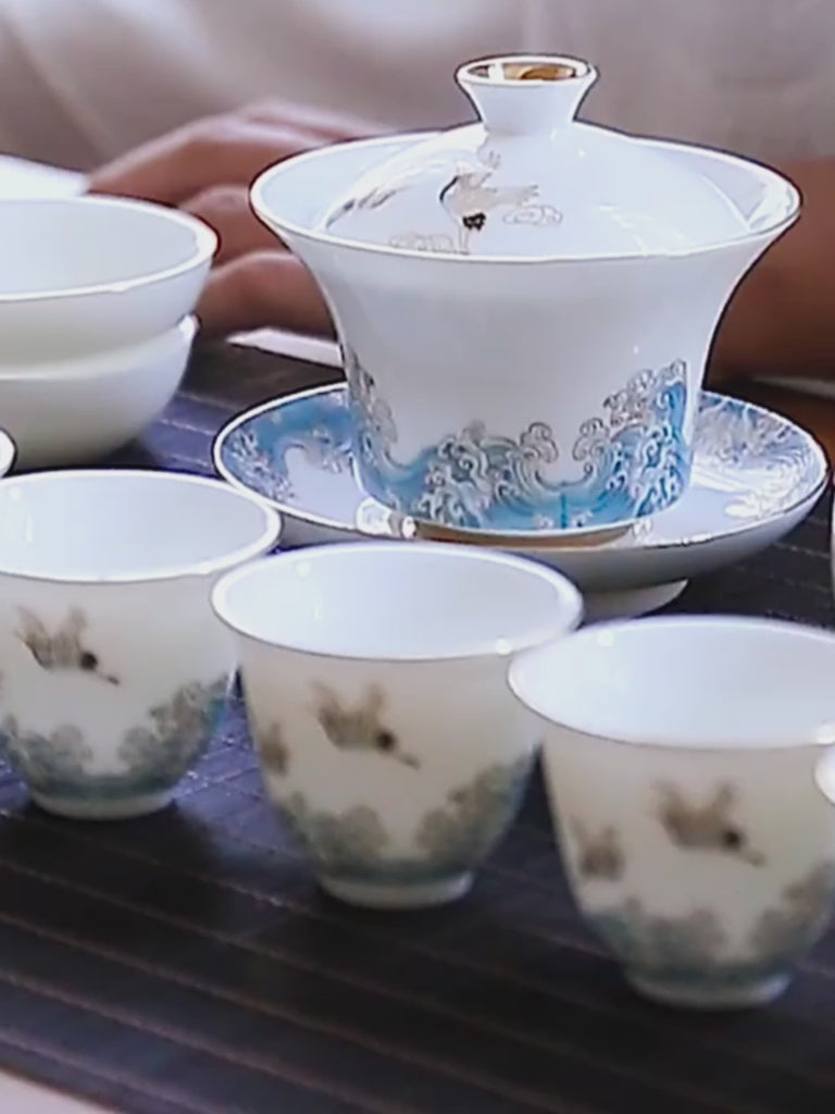 Retro Blue And White Porcelain Gaiwan Tea Set