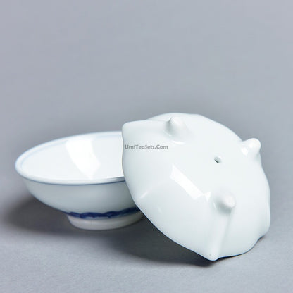 White Porcelain Tea Strainer And Holder