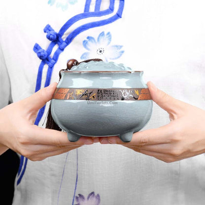 Lotus Shaped Ge Kiln Tea Caddy