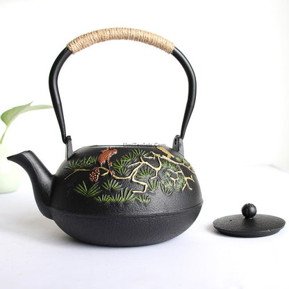 Guest-Greeting Pine Cast Iron Teapot